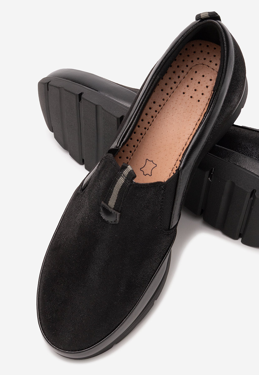 Czarne półbuty damskie Andreia