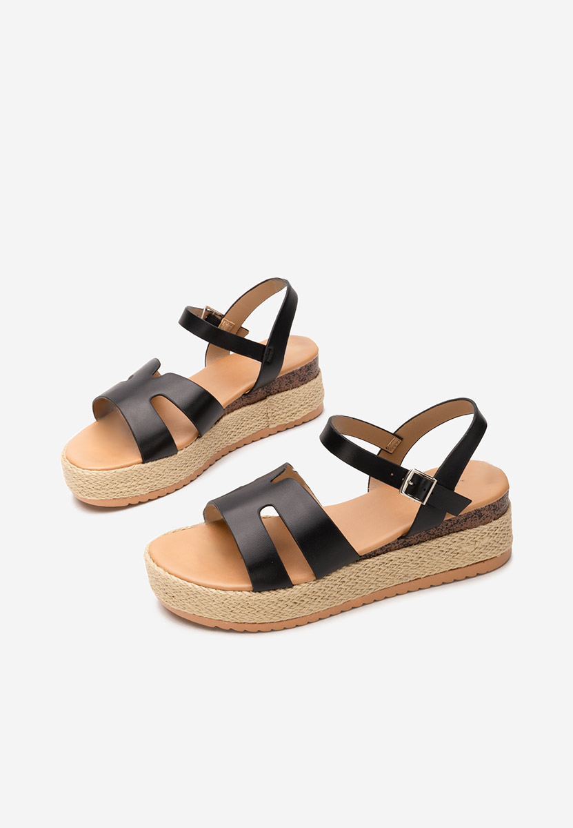 Czarne espadryle na koturnie Rumia