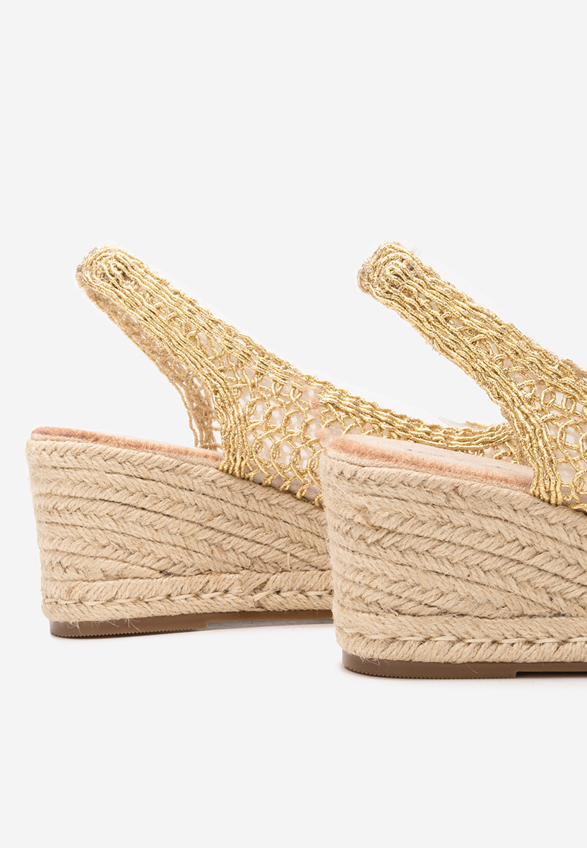 Złote sandały na koturnie Xiomara