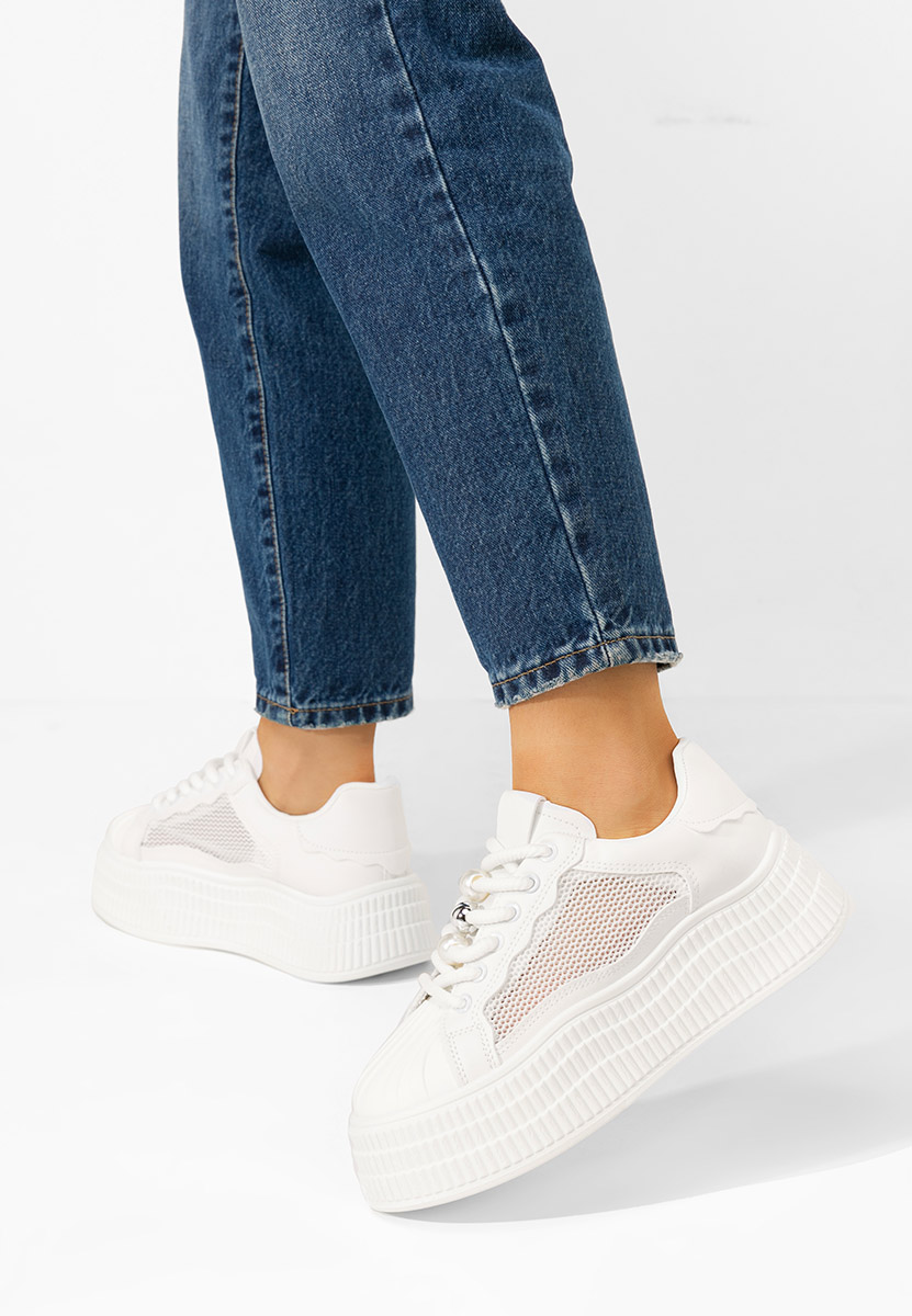 Białe sneakersy na platformie Particia