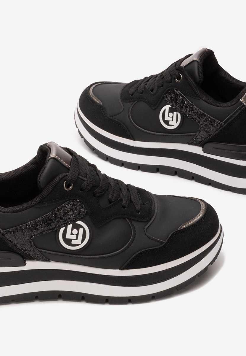 Czarne sneakersy na platformie Nohemi
