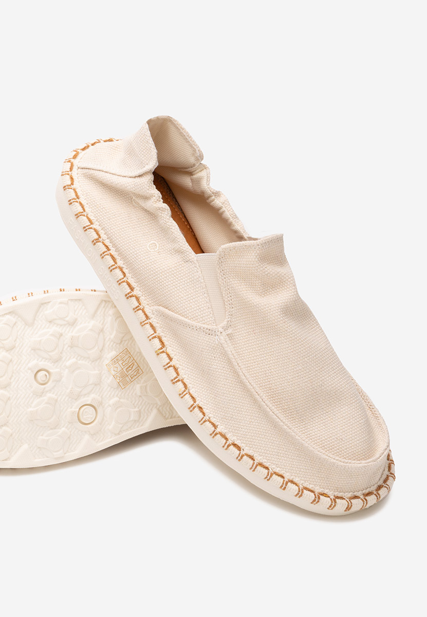 Beżowe czółenka Casual Santana