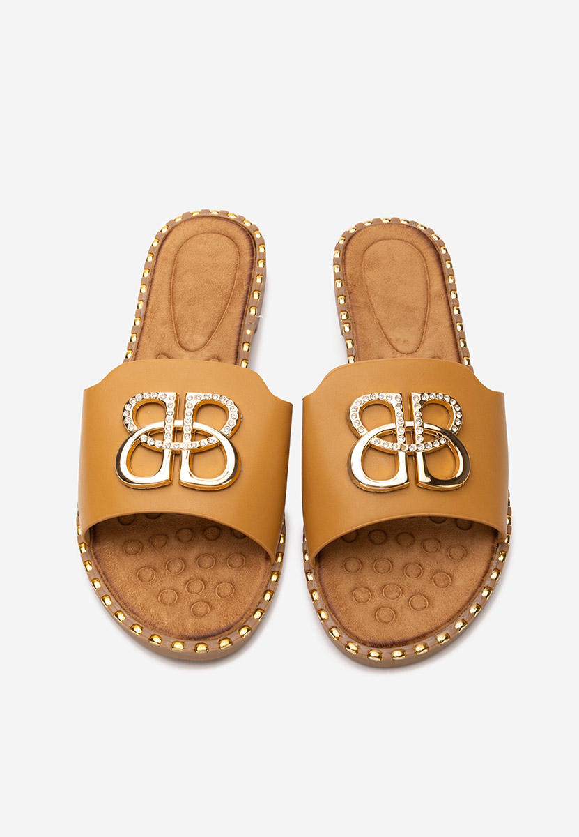 Camelowe klapki płaskie Evelina