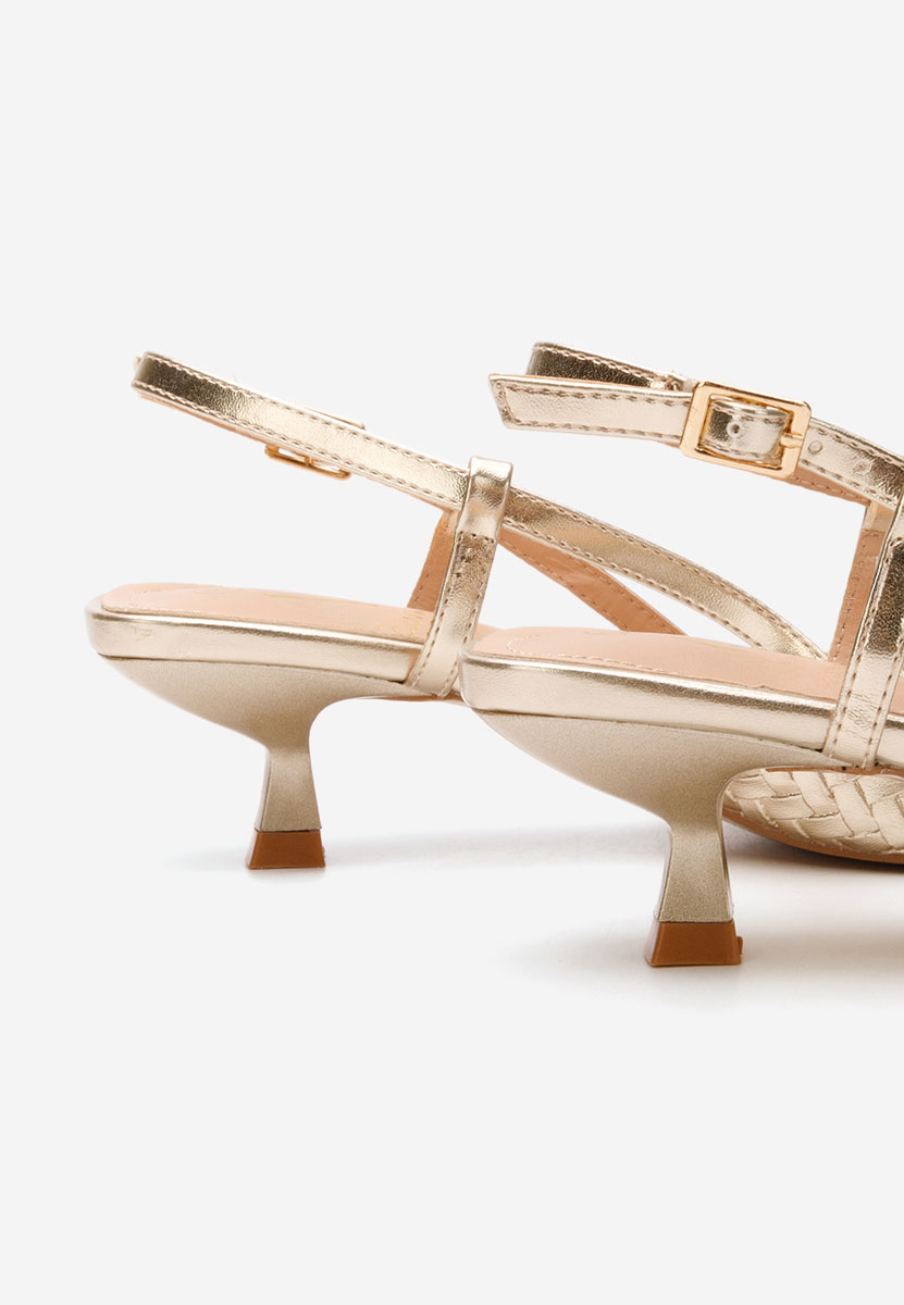 Złote czółenka na niskim obcasie Margarete