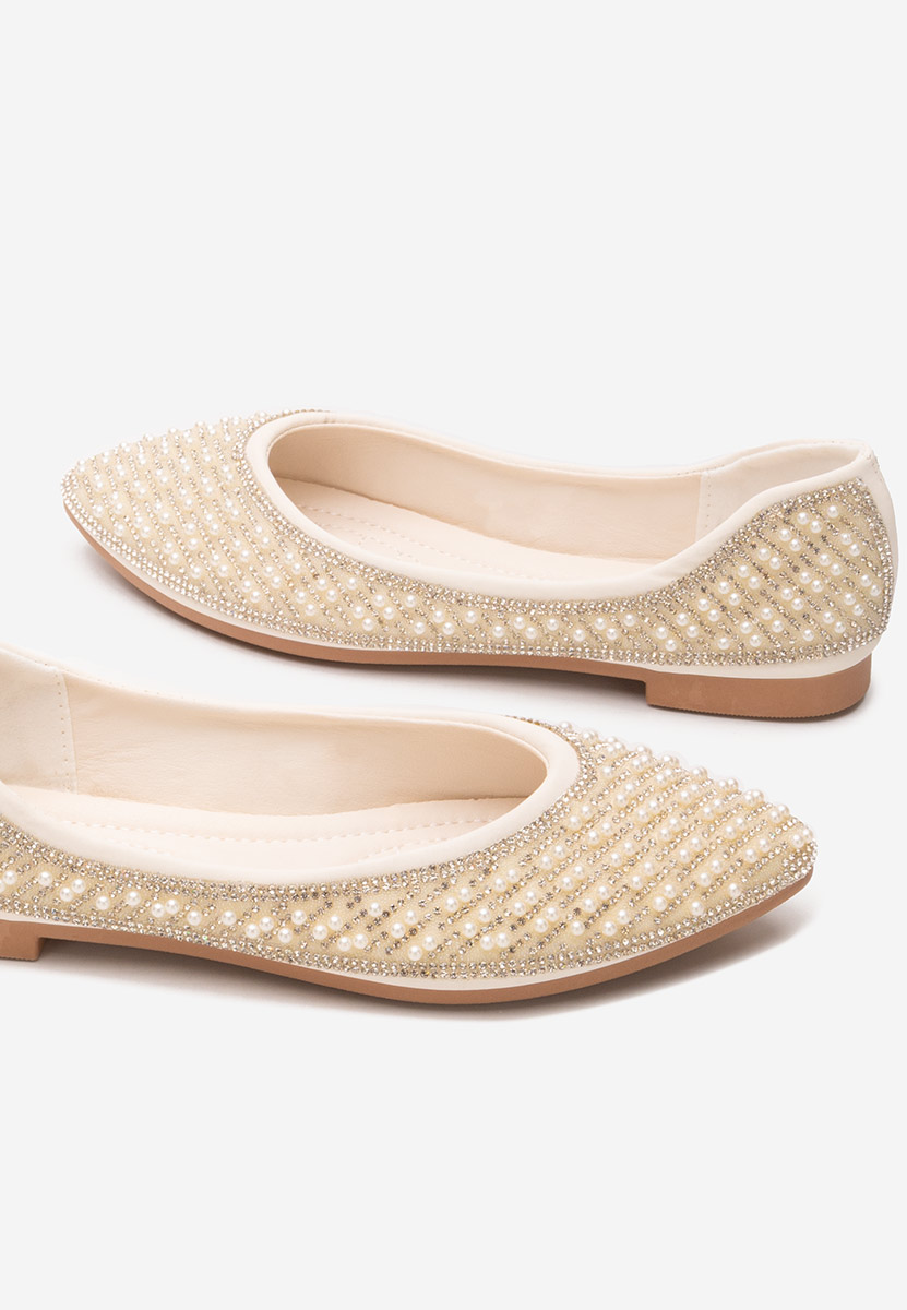 Białe eleganckie baleriny Charity