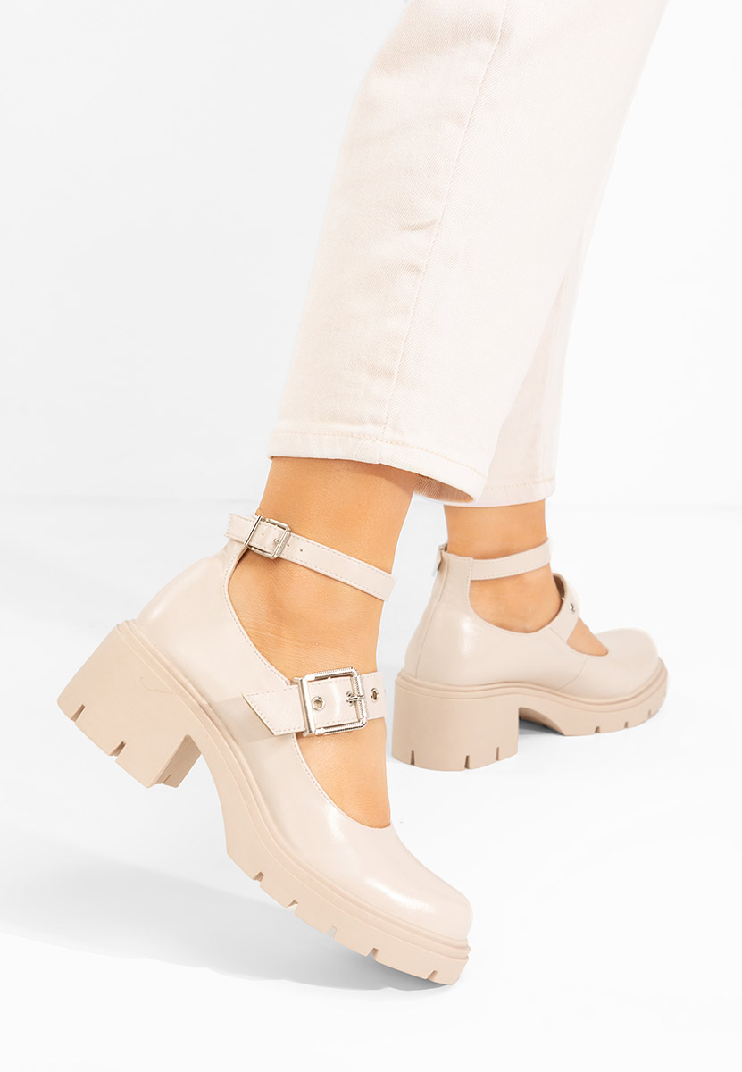 Fioletowe czółenka na słupku Khah bej