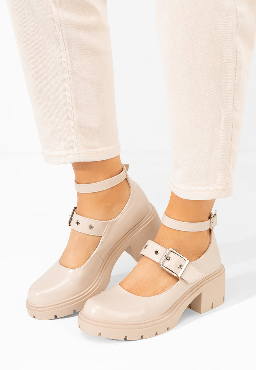 Fioletowe czółenka na słupku Khah bej