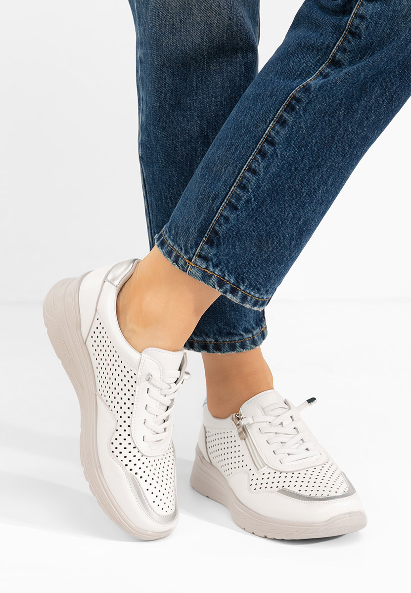 Białe sneakersy damskie Vernisa