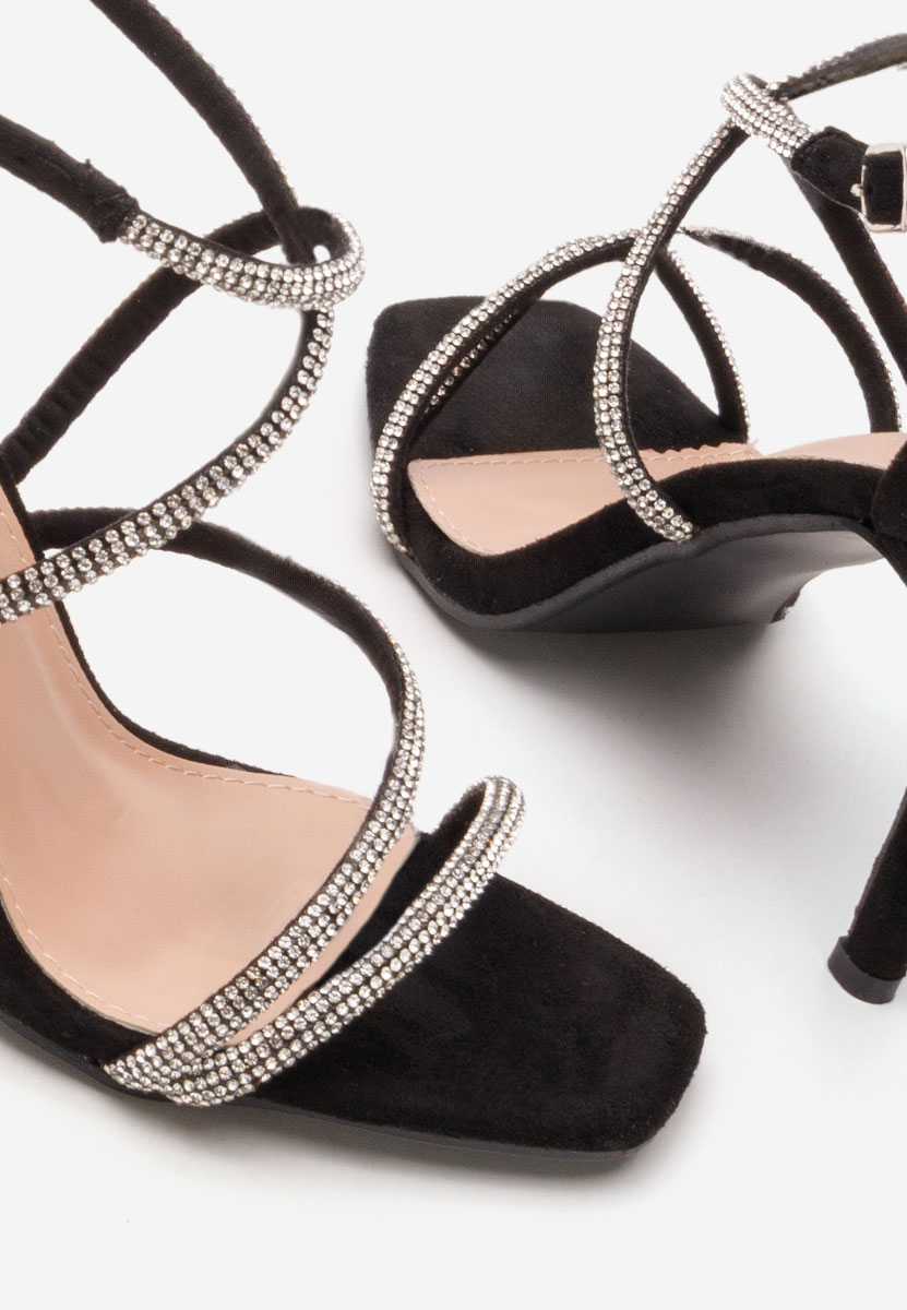 Czarne sandały na szpilce Stephany