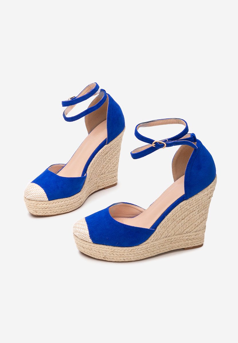 Niebieskie sandały na koturnie Saniza V4