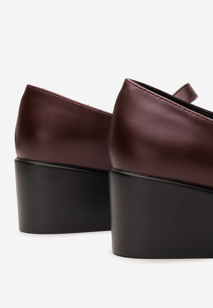 Bordowe czółenka na koturnie Espina