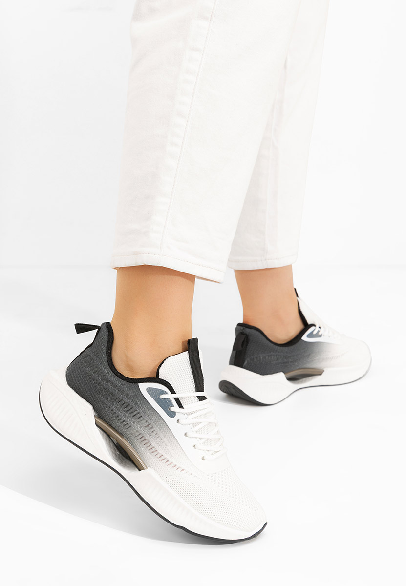 Czarne buty sportowe damskie Korelea