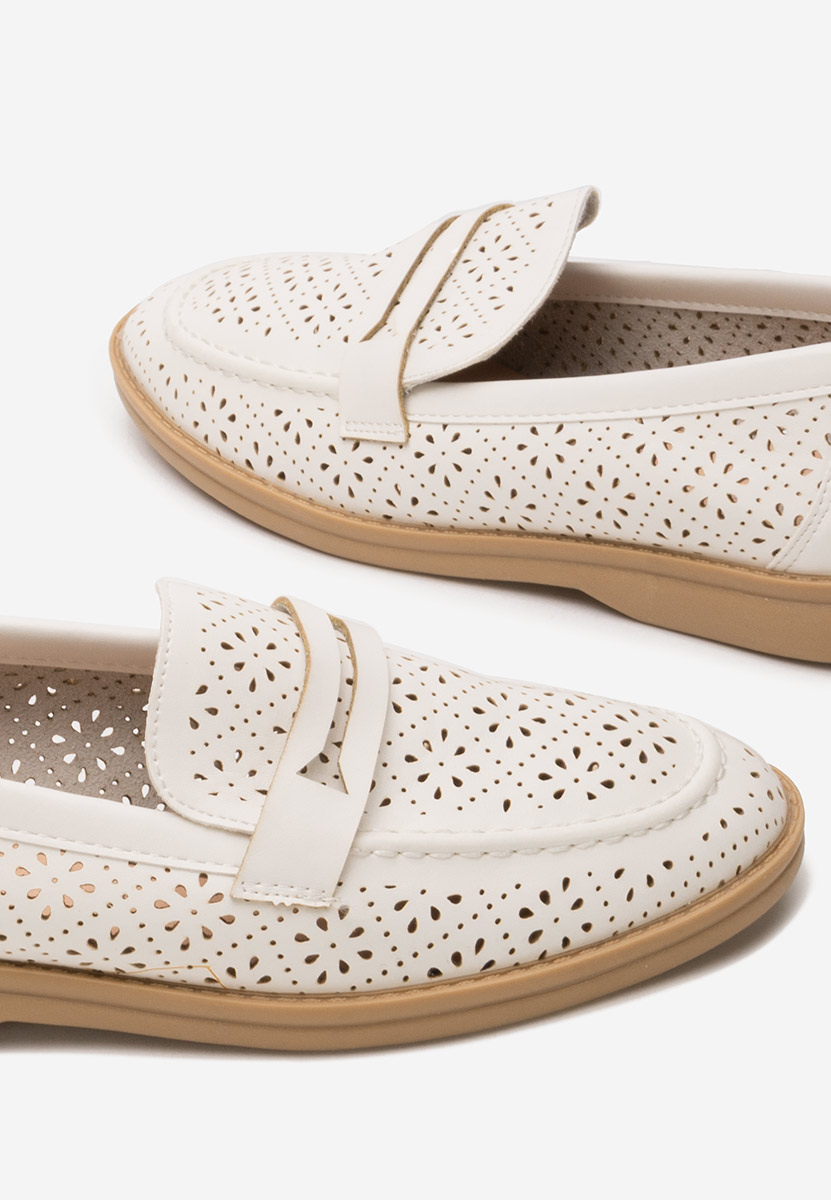 Białe mokasyny damskie Valtera