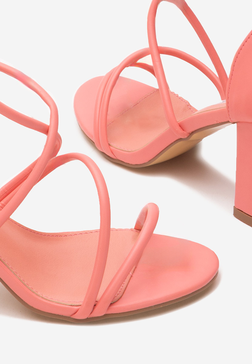 Różowe sandały na słupku Zarila