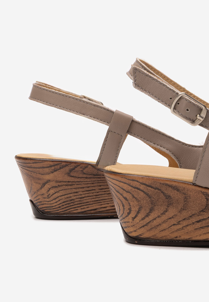 Khaki sandały na niskim koturnie Lovara