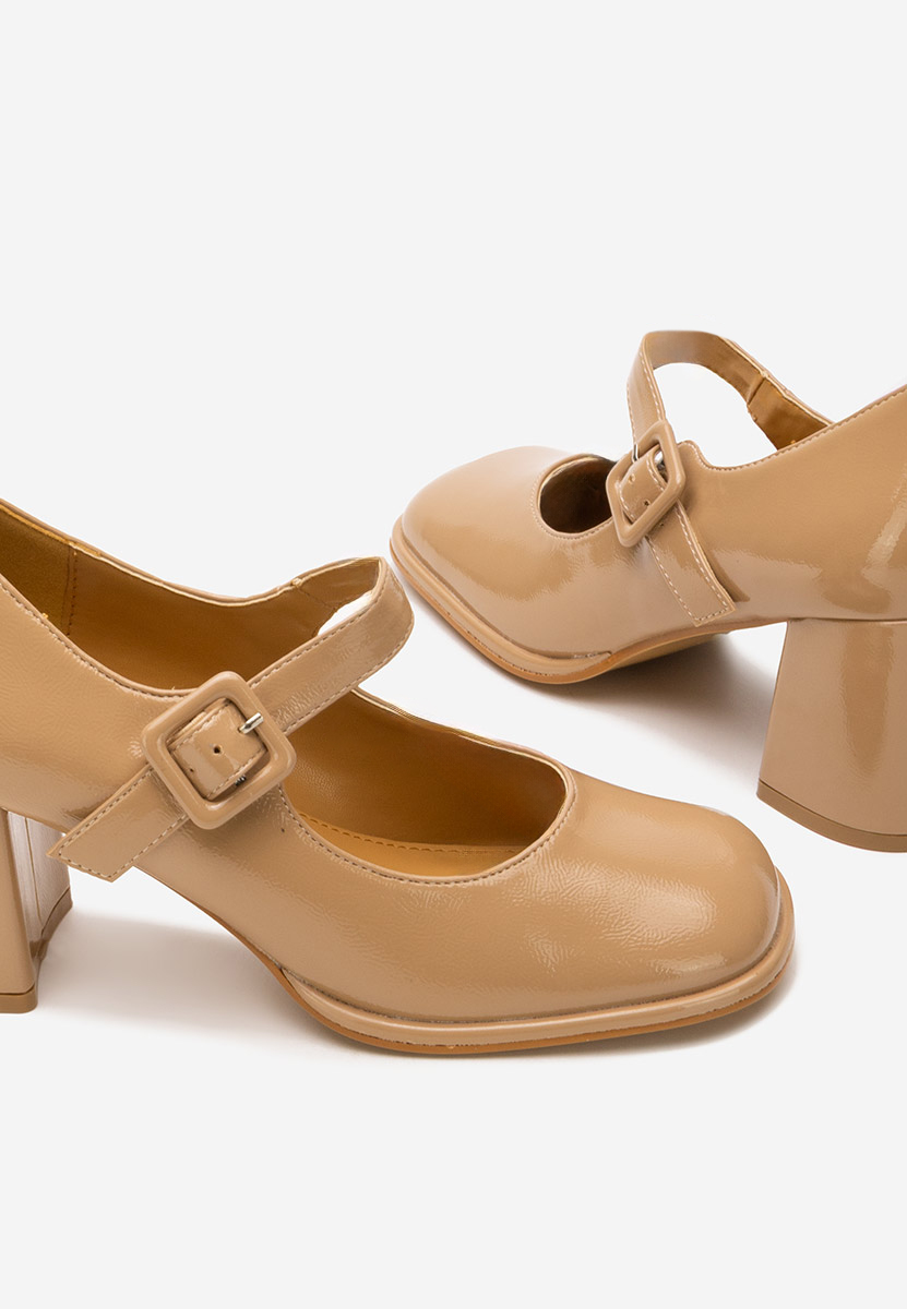 Beżowe czółenka na słupku Terresa