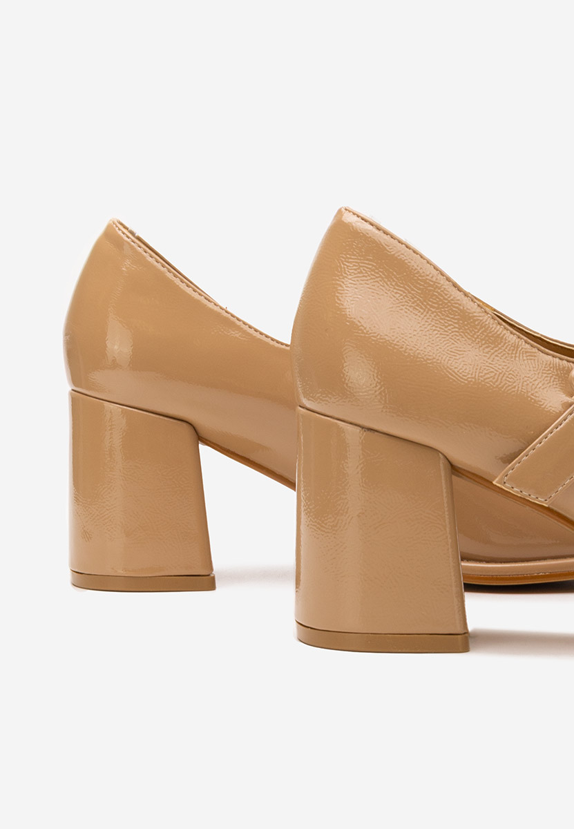 Beżowe czółenka na słupku Terresa