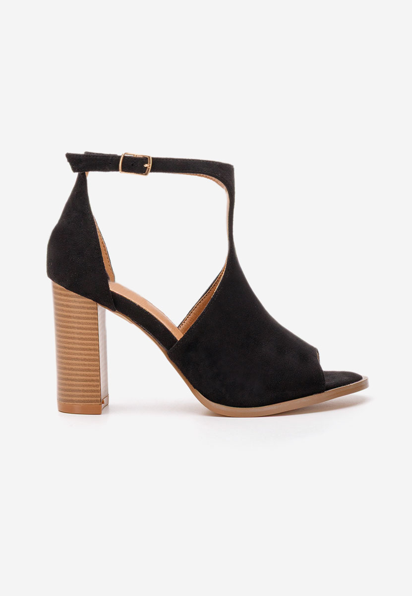 Czarne sandały na słupku Jolanda