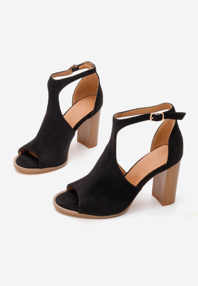 Czarne sandały na słupku Jolanda