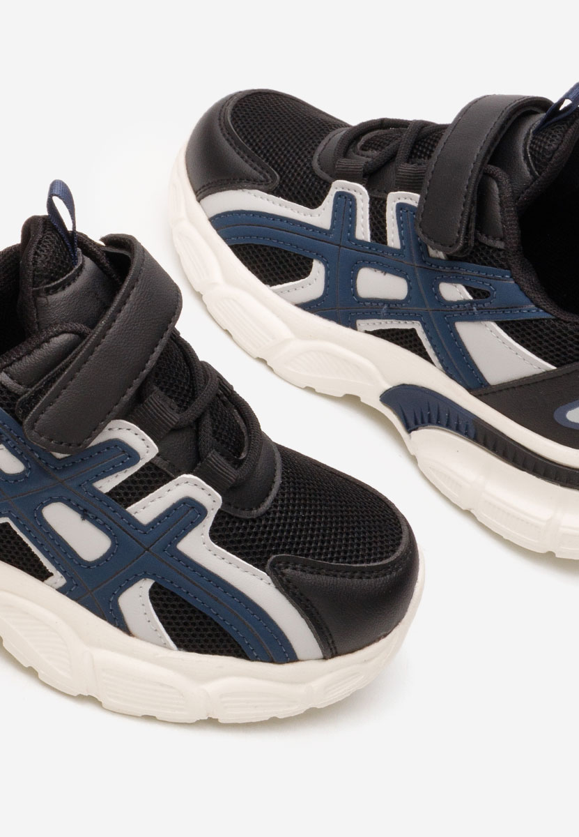 Czarne sneakersy chłopięce Larred