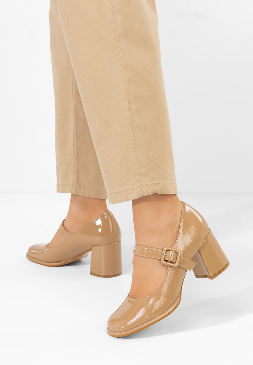 Beżowe czółenka na słupku Terresa