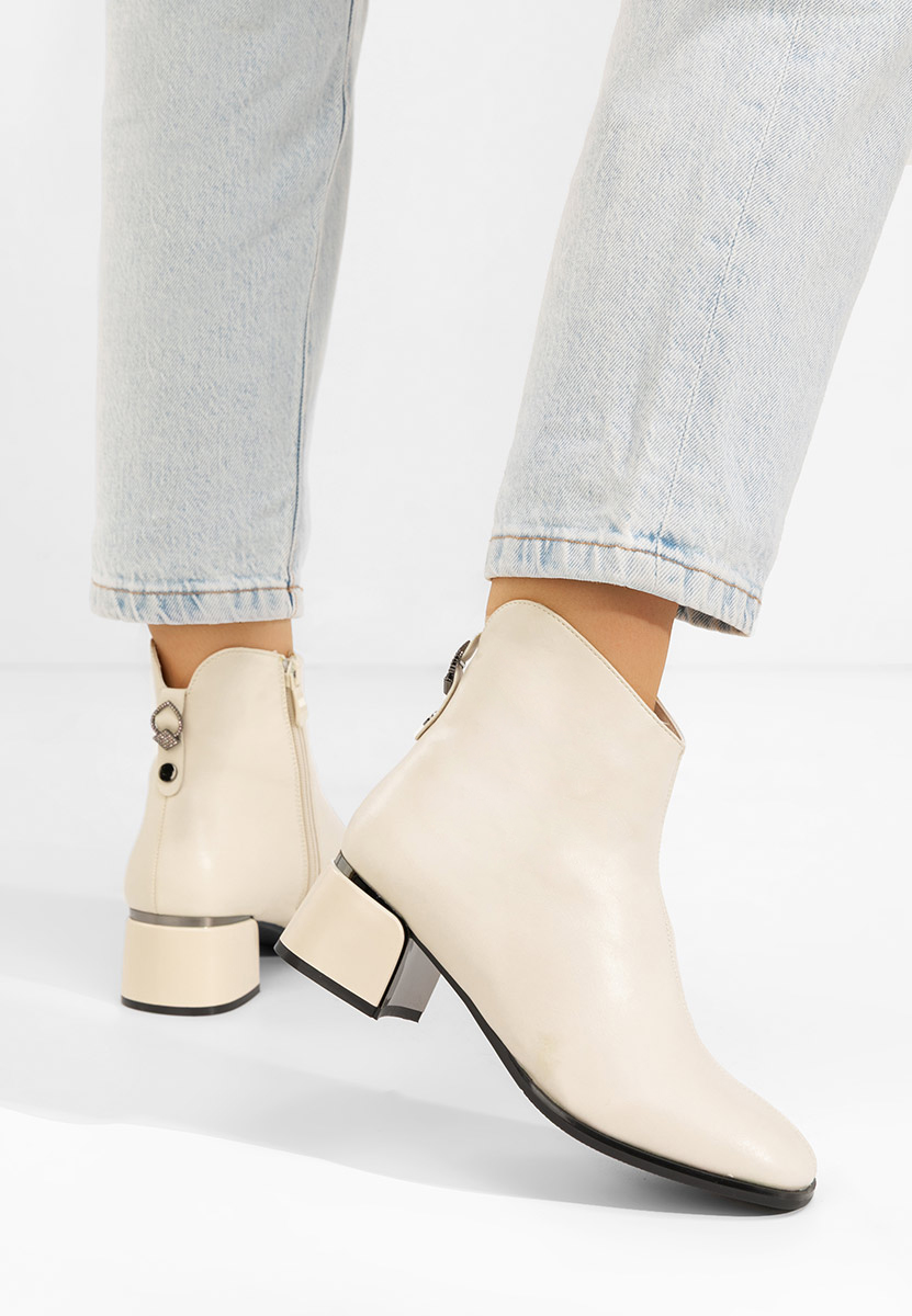 Beżowe botki na obcasie Josy