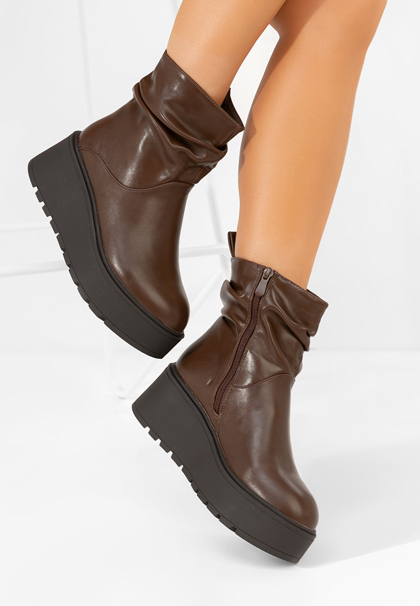 Brązowe botki na platformie Vanida