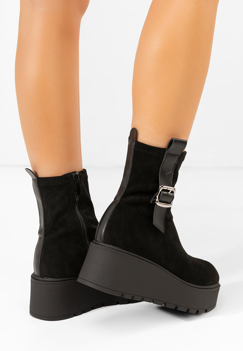 Czarne botki na platformie Jeanina