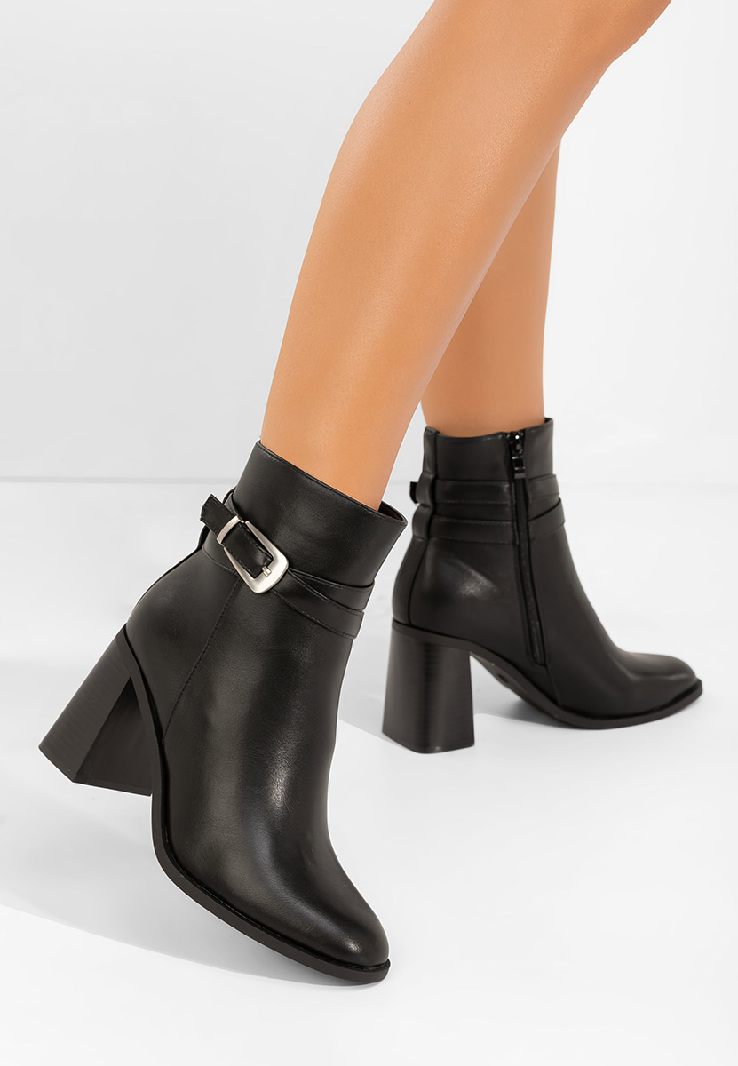 Czarne botki na słupku Reica