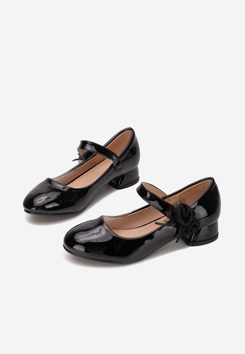 Czarne półbuty dziewczęce Velmira