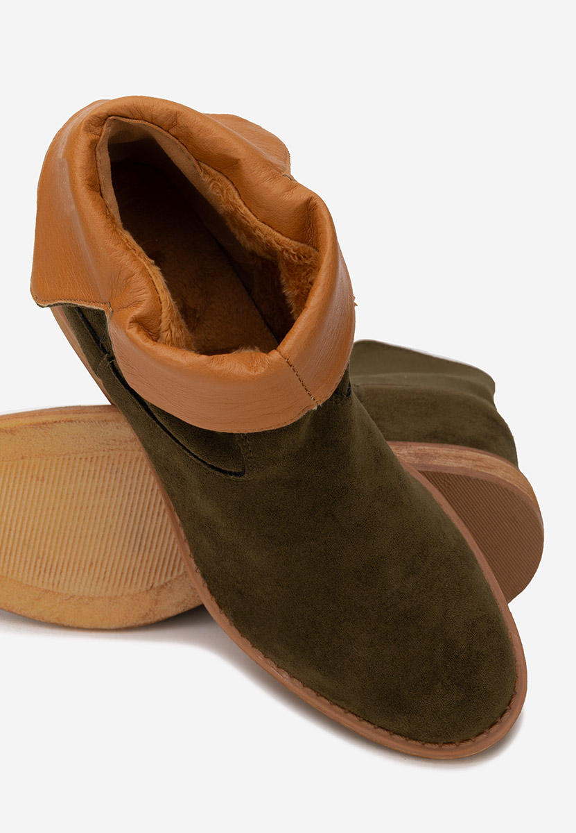 Zielone botki na koturnie Acosta Zielone botki na koturnie Acosta