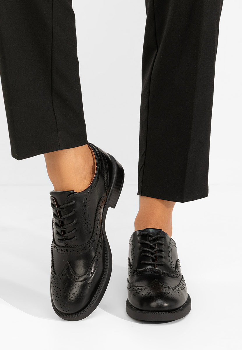 Czarne brogsy damskie Valira