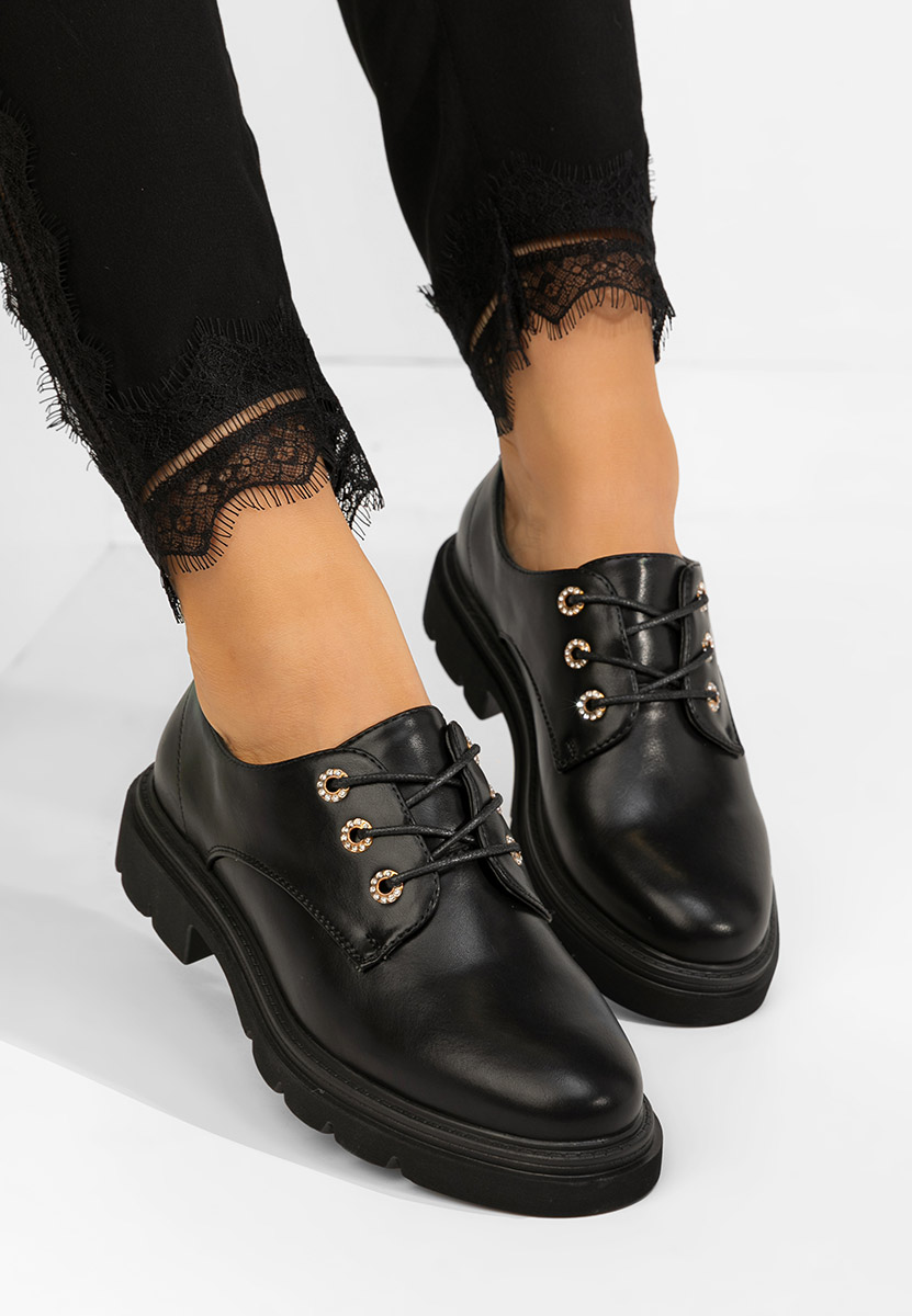 Czarne półbuty damskie Cliford