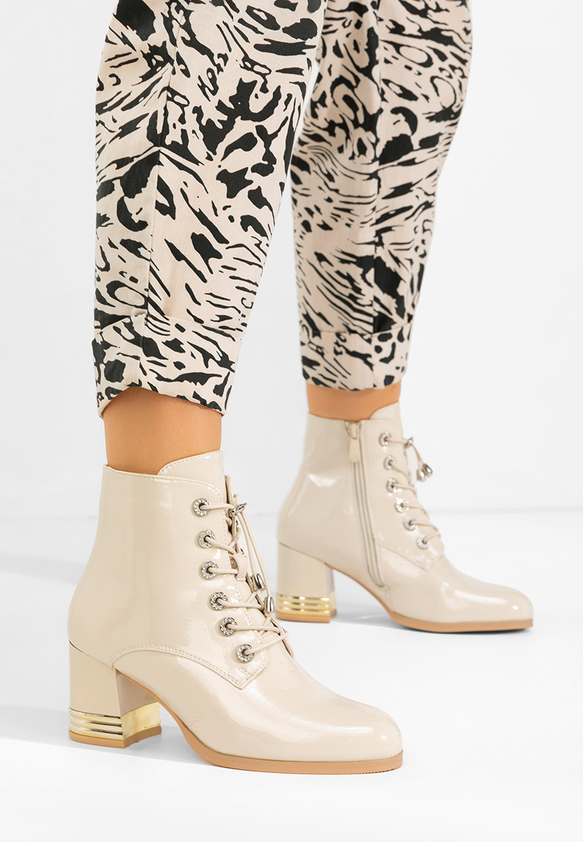 Beżowe botki na słupku Takina