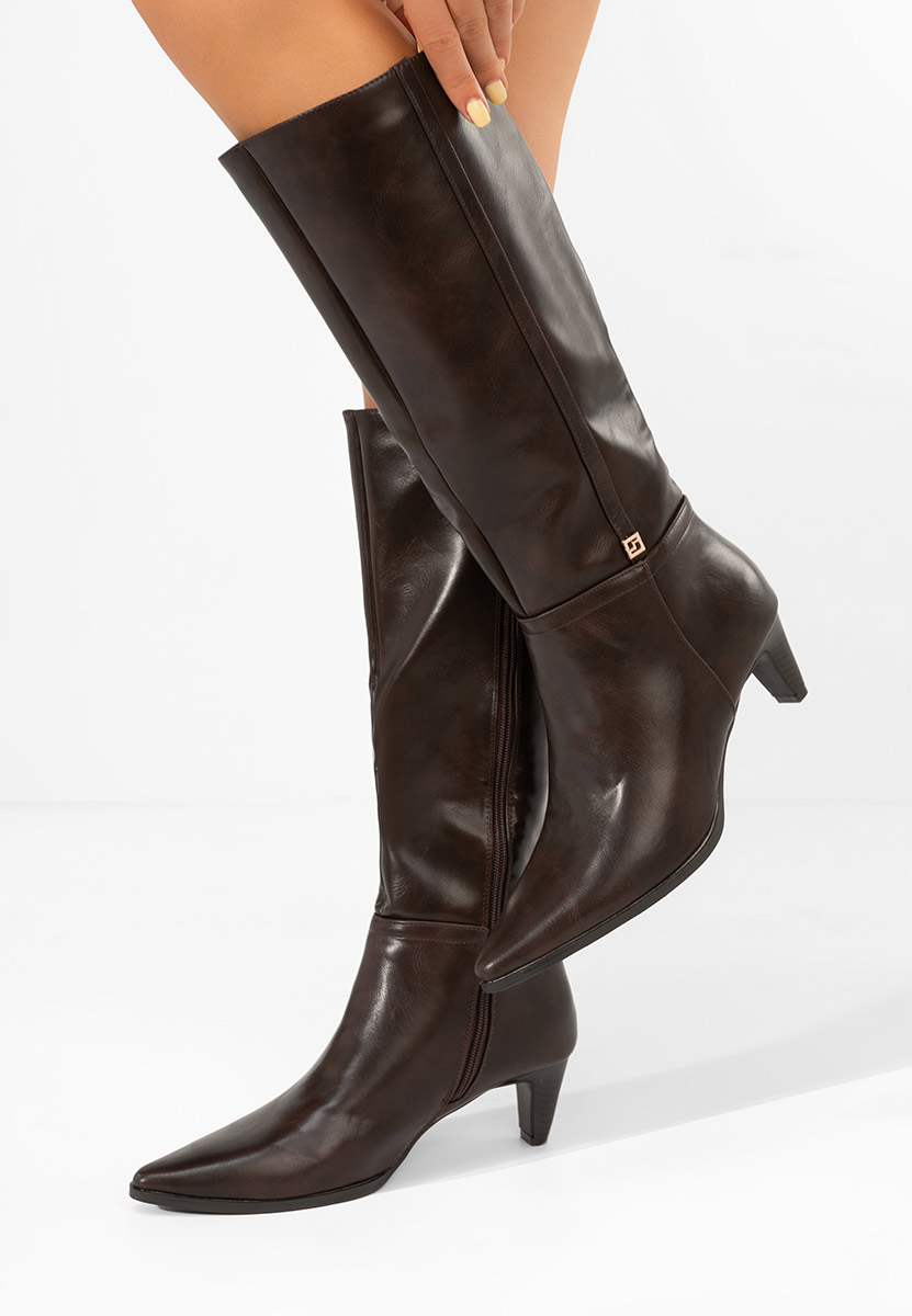 Brązowe kozaki na obcasie Clorina