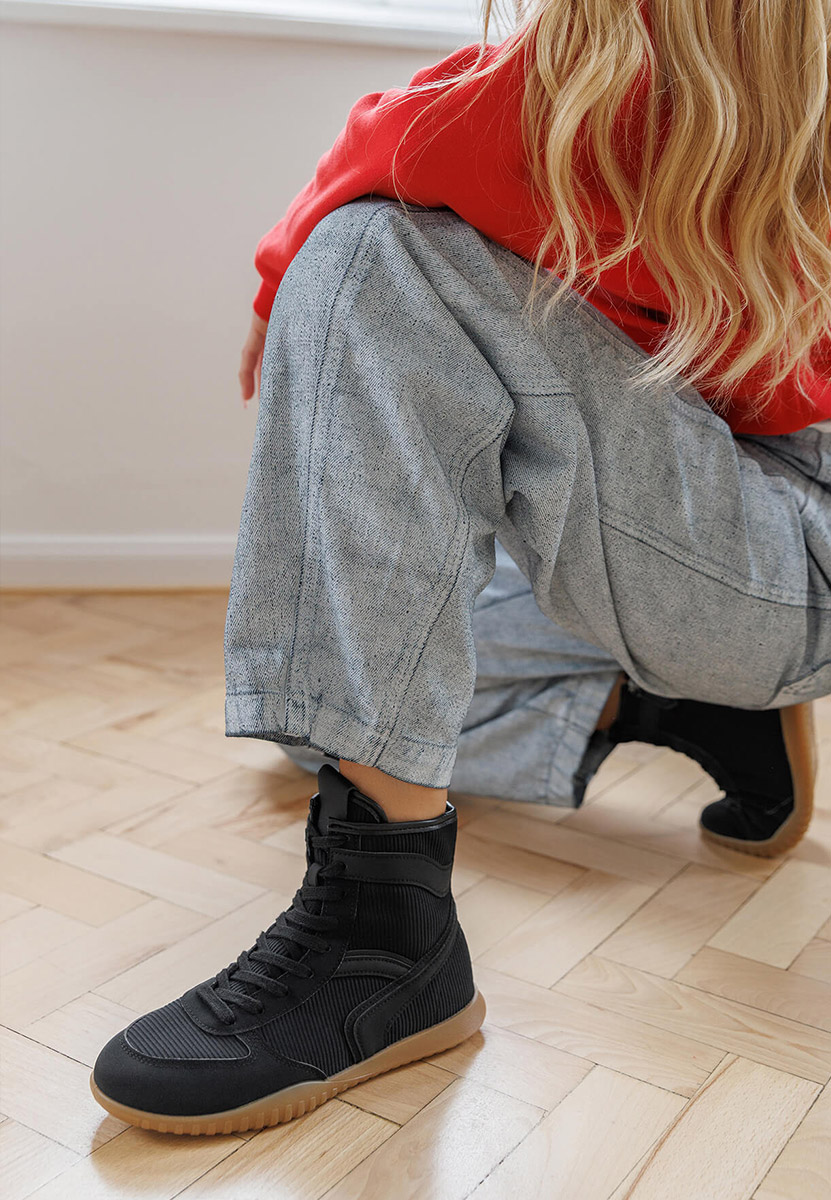 Czarne trampki wysokie damskie Daine i