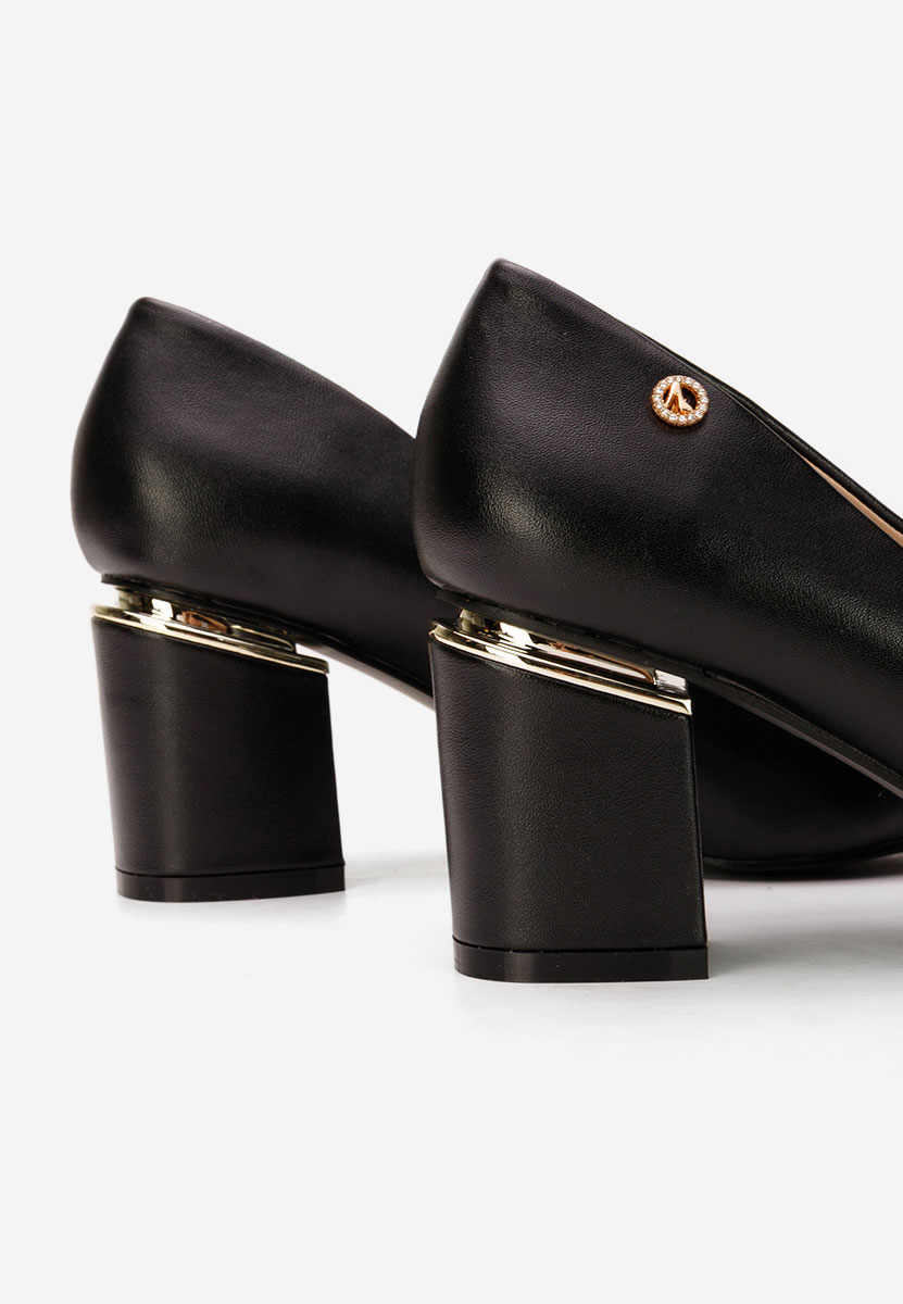 Czarne czółenka na słupku Nelia V4