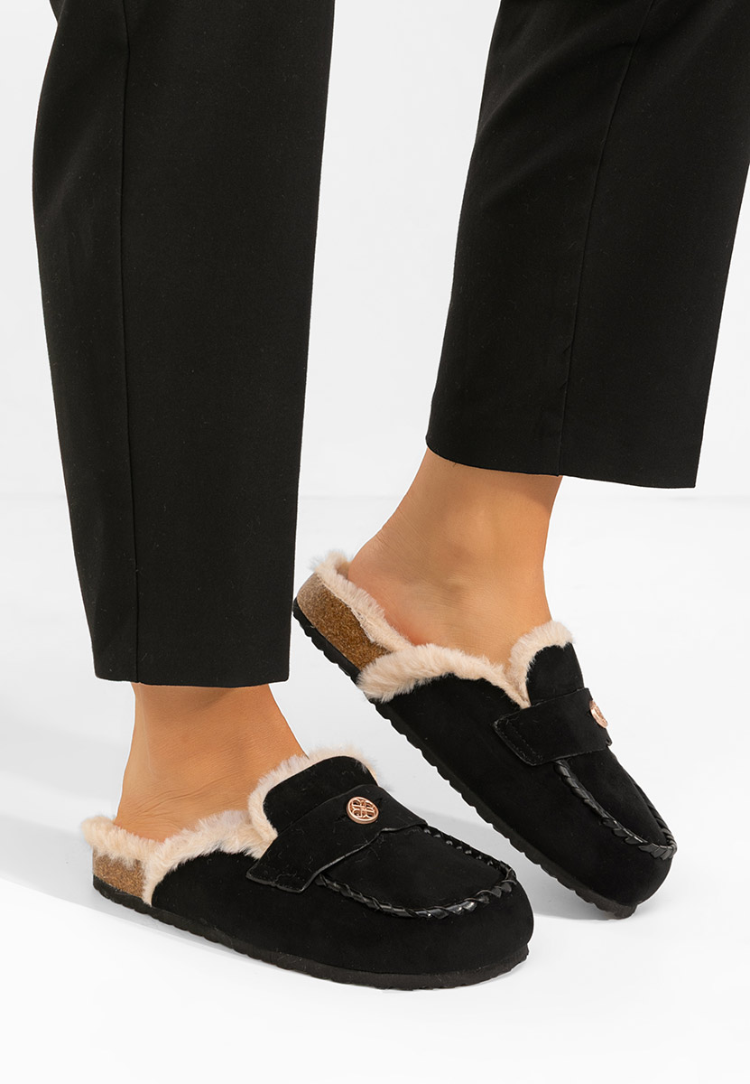 Czarne drewniaki Mirania