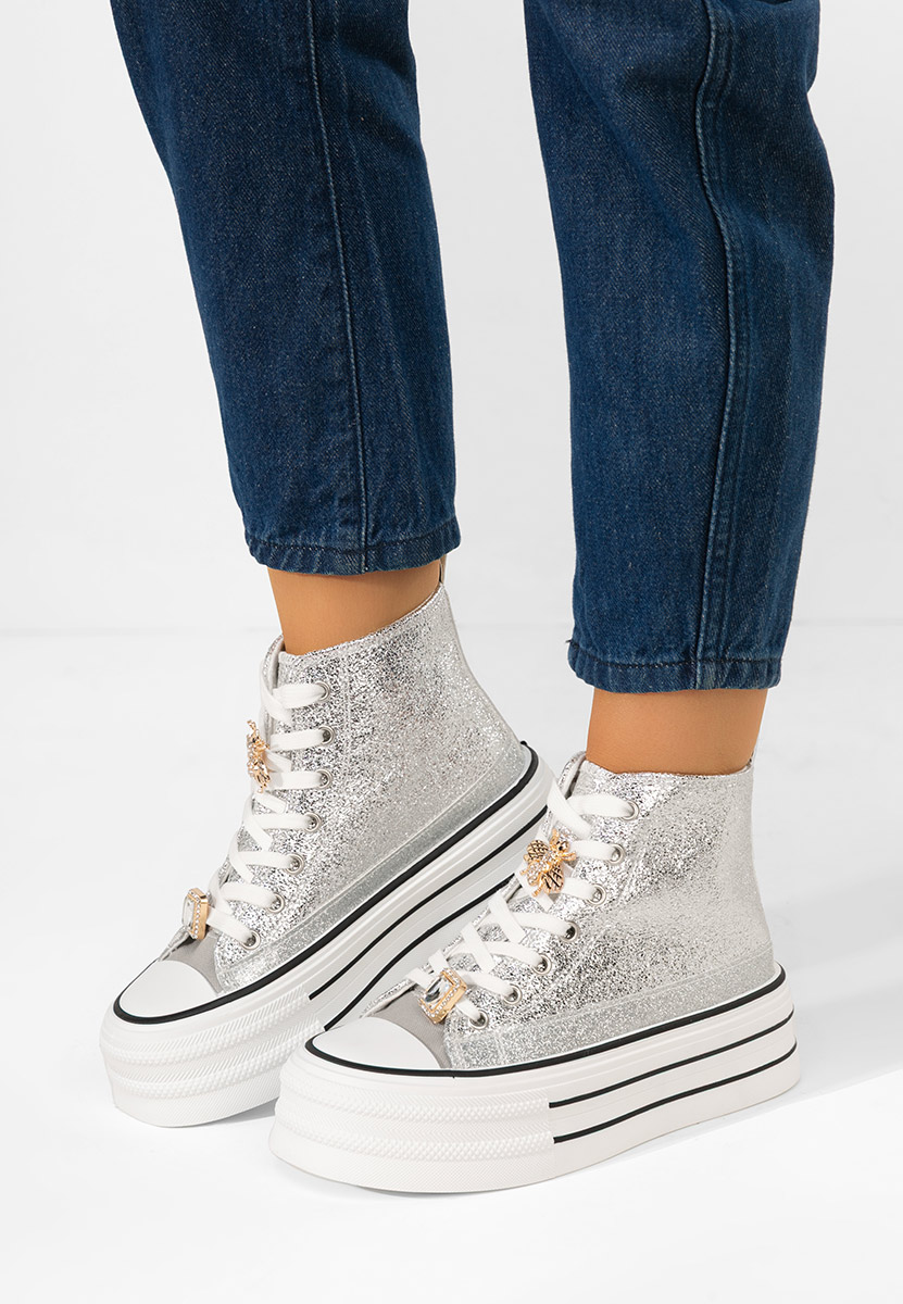 Srebrne trampki na platformie Trixy