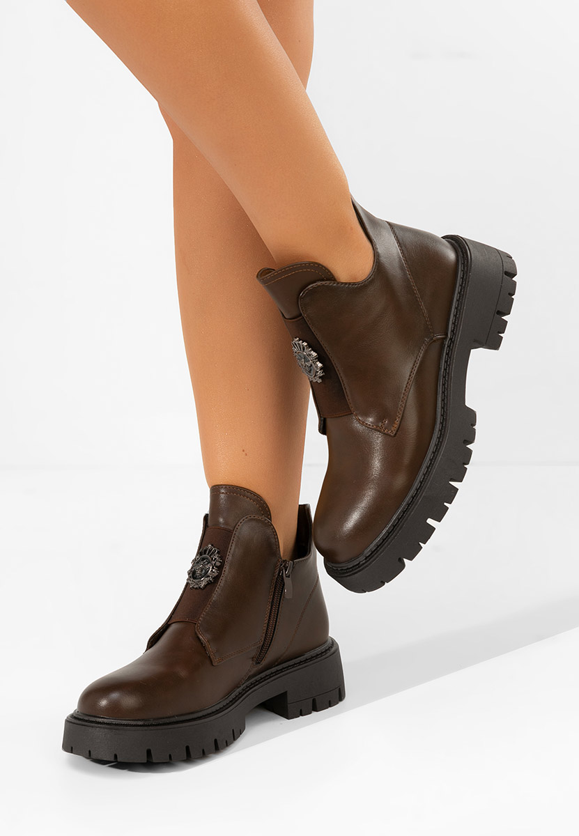 Brązowe botki płaskie Daviria