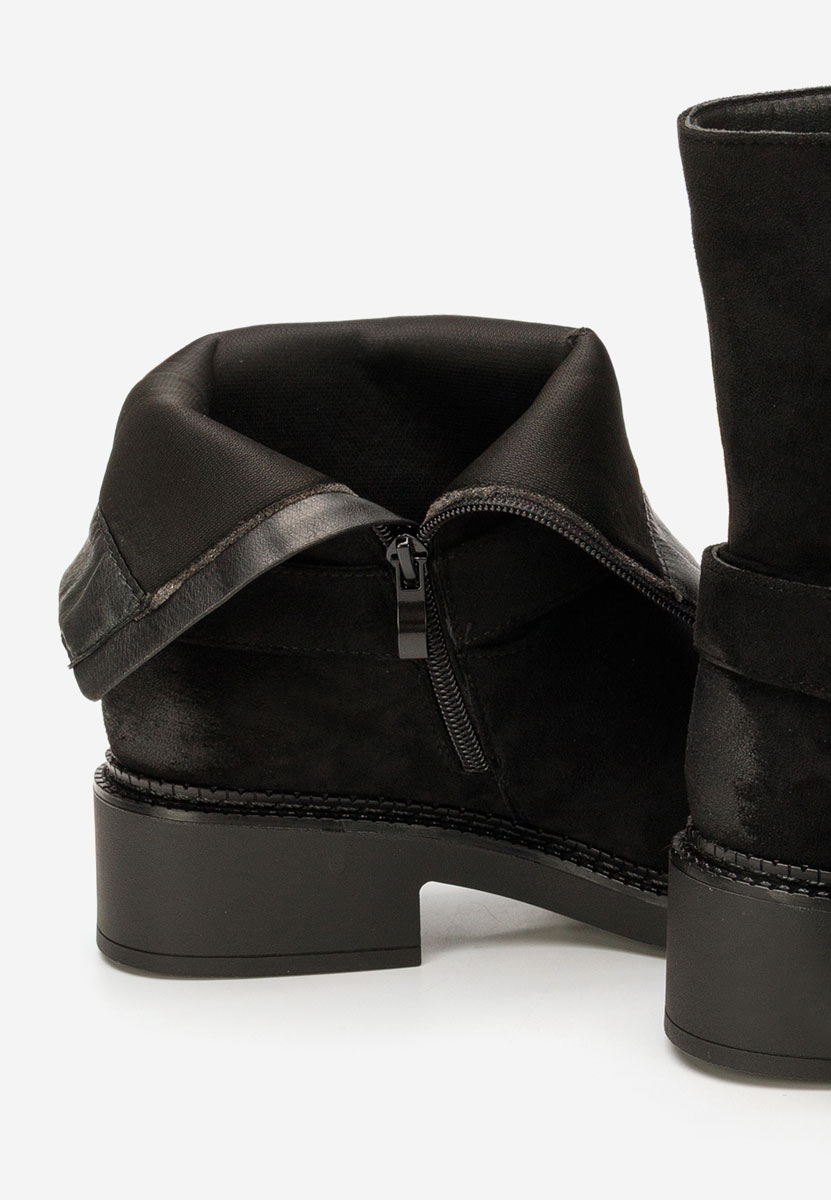 Czarne botki płaskie Alasika