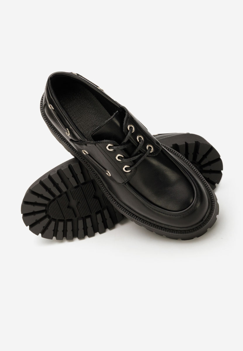 Czarne półbuty damskie Plumia