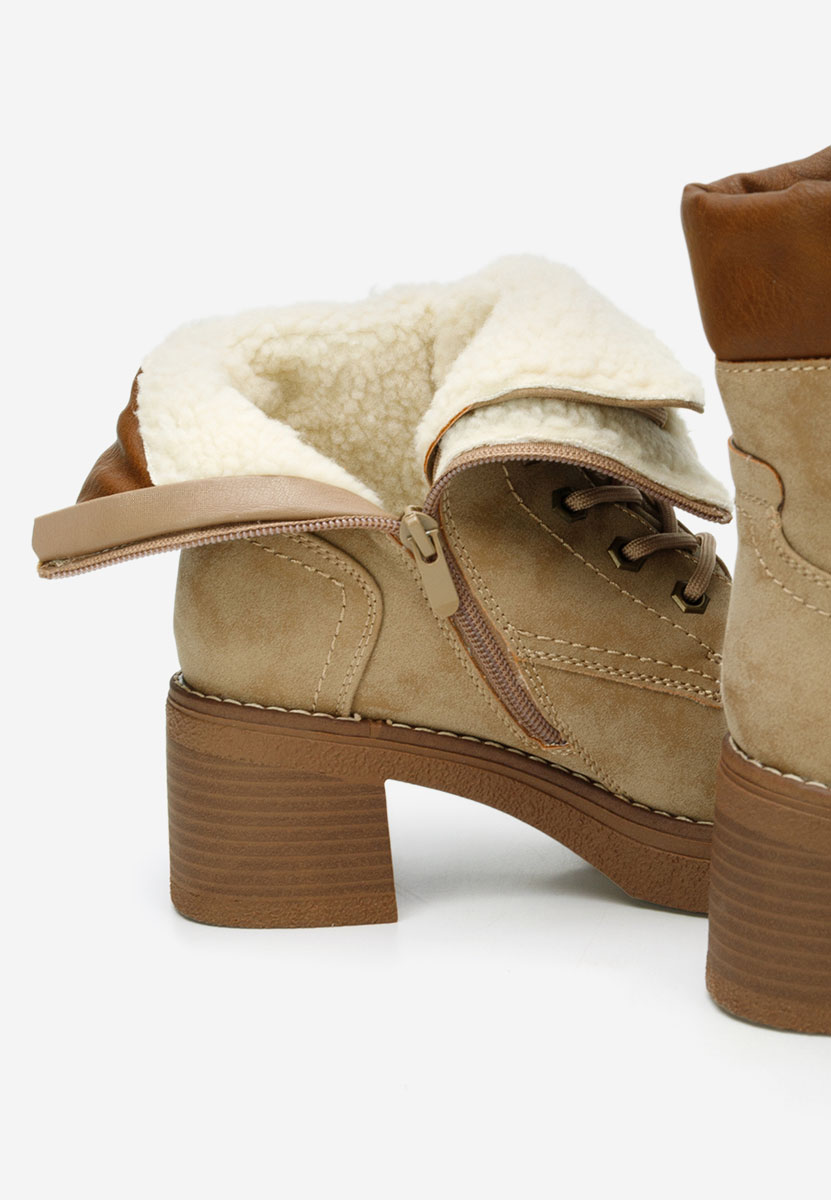 Khaki botki na słupku Celoria