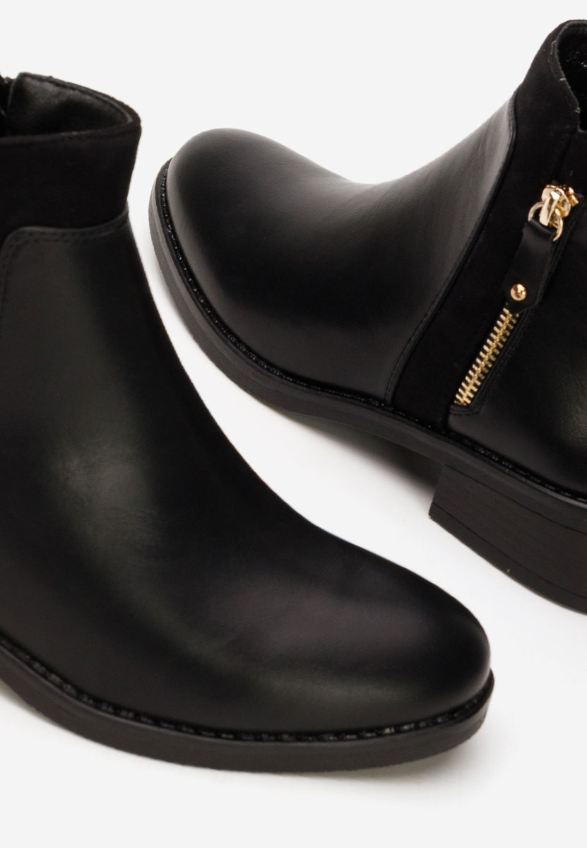 Czarne botki płaskie Lanaki