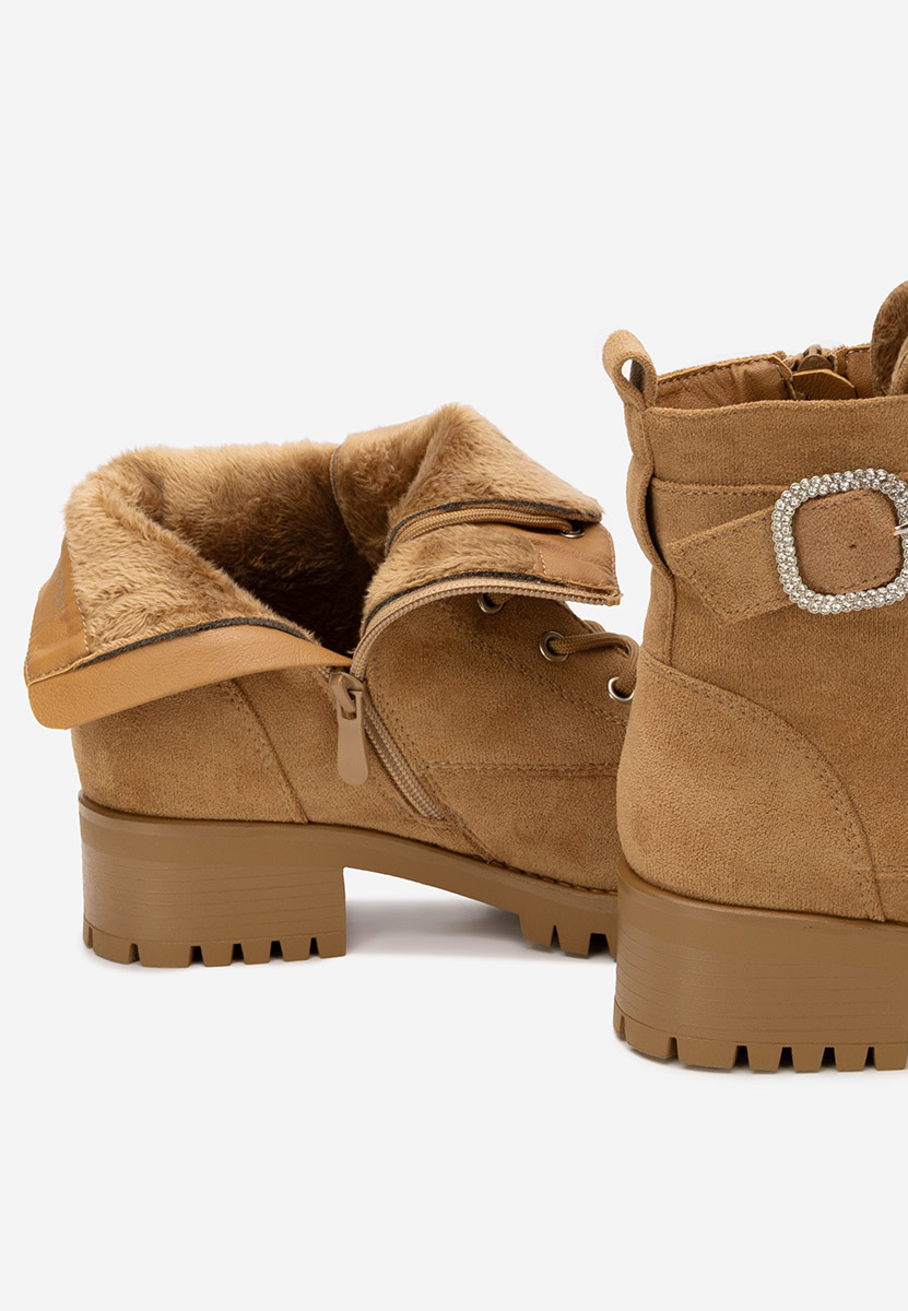 Camelowe botki płaskie Garneta