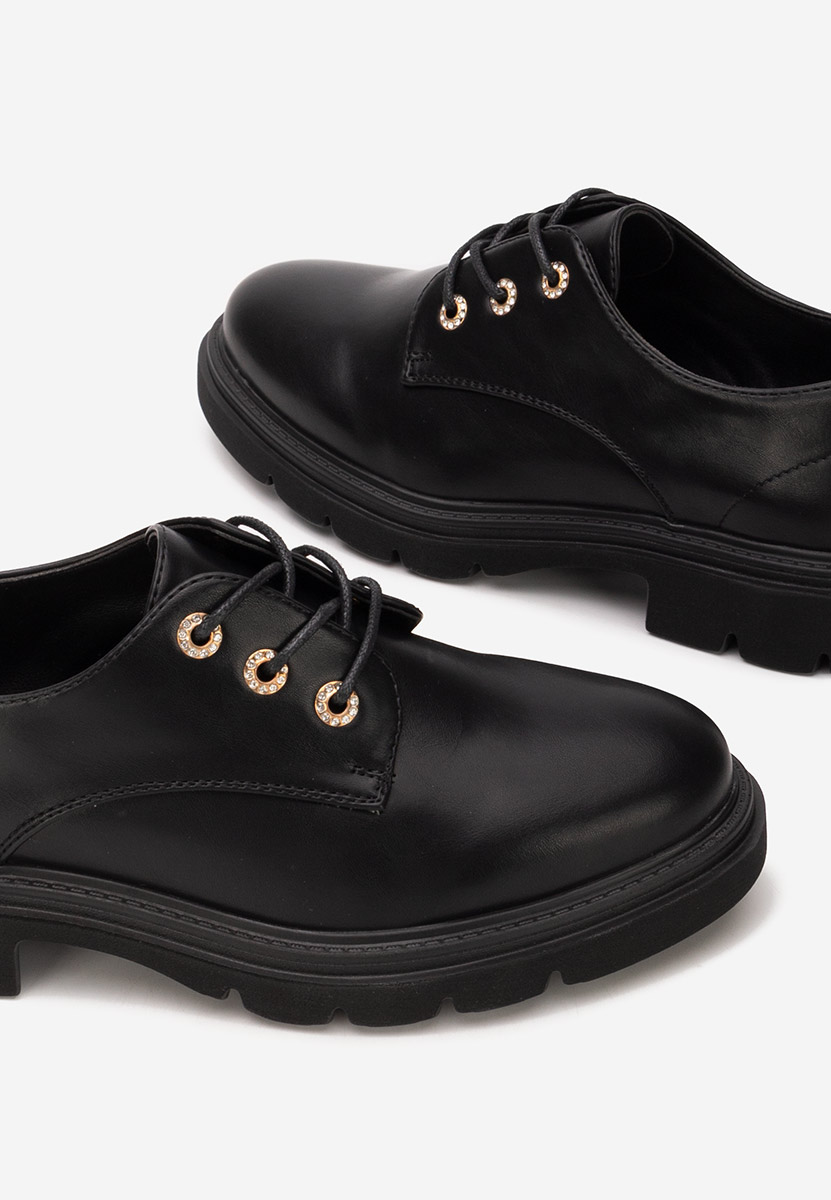 Czarne półbuty damskie Cliford