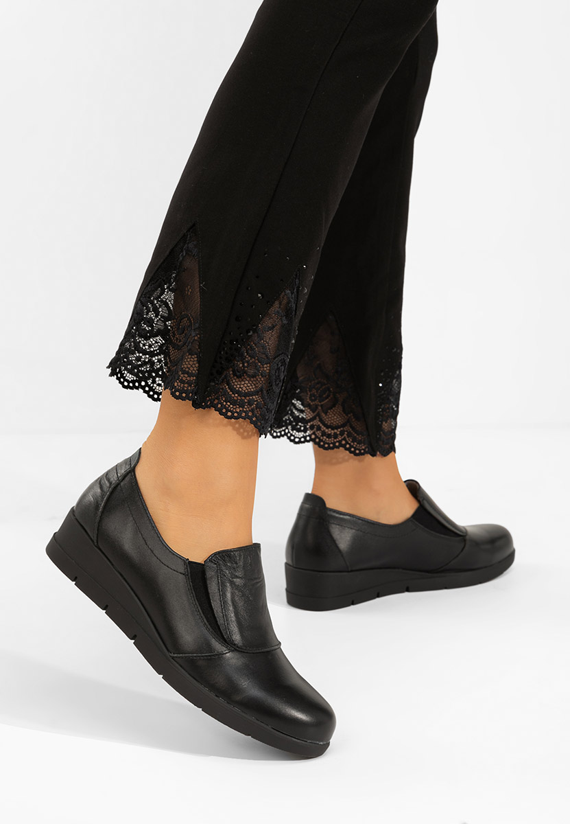Czarne półbuty damskie Evrina