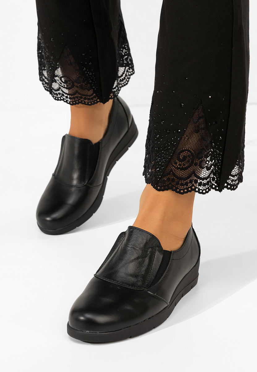 Czarne półbuty damskie Evrina