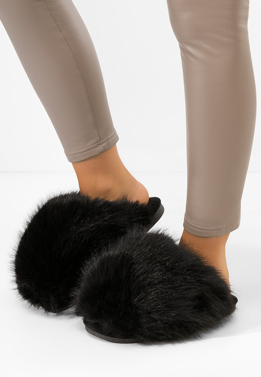 Czarne klapki z futerkiem Vesoria Czarne klapki z futerkiem Vesoria