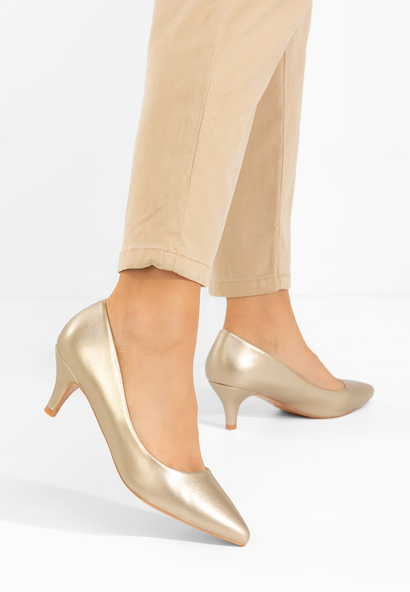 Złote czółenka na niskim obcasie Dianea